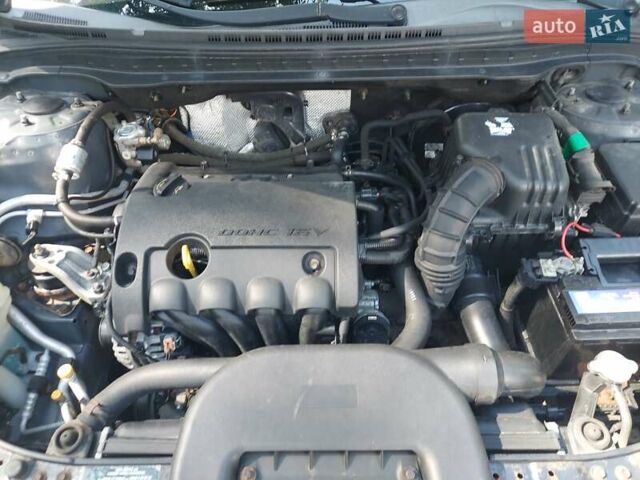Серый Хендай i30, объемом двигателя 1.4 л и пробегом 268 тыс. км за 6300 $, фото 8 на Automoto.ua
