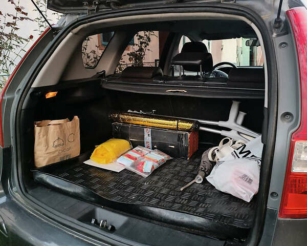 Серый Хендай i30, объемом двигателя 1.58 л и пробегом 348 тыс. км за 6000 $, фото 5 на Automoto.ua