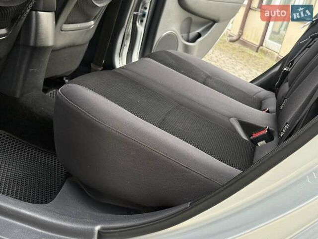 Хендай i30 2012 в Дрогобыче на Automoto.ua Серый Хендай i30, объемом двигателя 1.4 л и пробегом 230 тыс. км за 5650 $, фото 49 на Automoto.ua