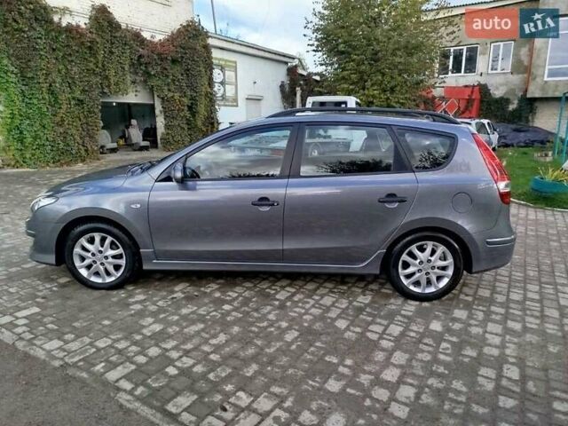 Сірий Хендай i30, об'ємом двигуна 1.4 л та пробігом 166 тис. км за 6350 $, фото 8 на Automoto.ua