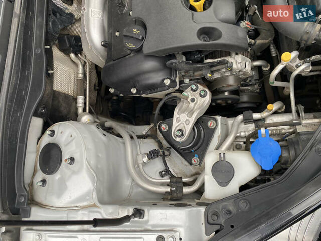 Сірий Хендай i30, об'ємом двигуна 1.6 л та пробігом 87 тис. км за 8200 $, фото 2 на Automoto.ua