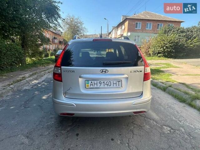 Сірий Хендай i30, об'ємом двигуна 0 л та пробігом 172 тис. км за 6400 $, фото 1 на Automoto.ua
