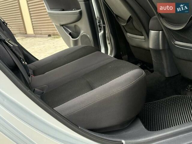 Хендай i30 2012 в Дрогобыче на Automoto.ua Серый Хендай i30, объемом двигателя 1.4 л и пробегом 230 тыс. км за 5650 $, фото 51 на Automoto.ua