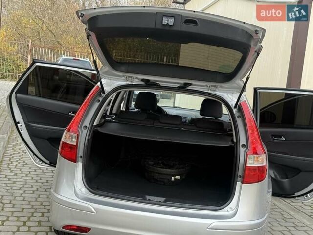 Хендай i30 2012 в Дрогобыче на Automoto.ua Серый Хендай i30, объемом двигателя 1.4 л и пробегом 230 тыс. км за 5650 $, фото 43 на Automoto.ua
