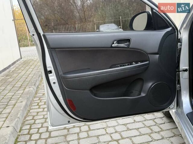 Хендай i30 2012 в Дрогобыче на Automoto.ua Серый Хендай i30, объемом двигателя 1.4 л и пробегом 230 тыс. км за 5650 $, фото 67 на Automoto.ua