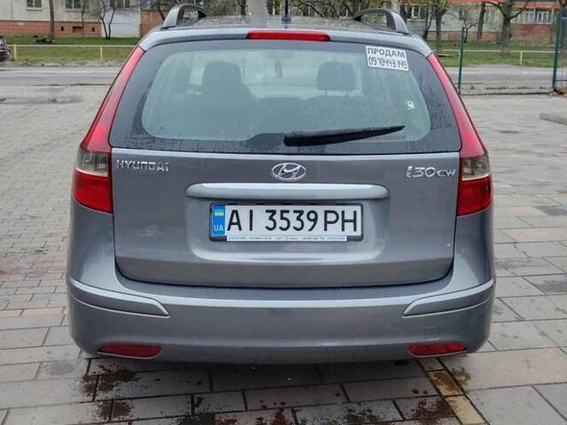 Сірий Хендай i30, об'ємом двигуна 1.58 л та пробігом 320 тис. км за 5800 $, фото 3 на Automoto.ua