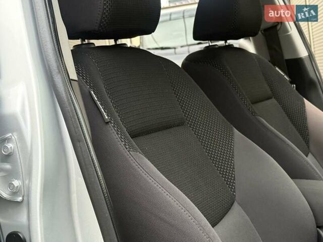 Хендай i30 2012 в Дрогобыче на Automoto.ua Серый Хендай i30, объемом двигателя 1.4 л и пробегом 230 тыс. км за 5650 $, фото 58 на Automoto.ua