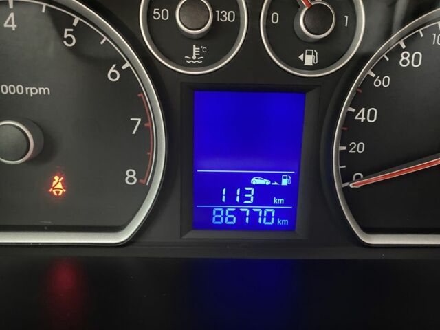 Серый Хендай i30, объемом двигателя 1.6 л и пробегом 87 тыс. км за 8200 $, фото 7 на Automoto.ua