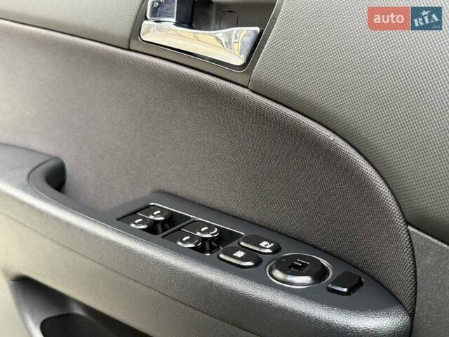 Хендай i30 2012 в Дрогобыче на Automoto.ua Серый Хендай i30, объемом двигателя 1.4 л и пробегом 230 тыс. км за 5650 $, фото 72 на Automoto.ua