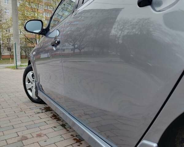 Сірий Хендай i30, об'ємом двигуна 1.58 л та пробігом 320 тис. км за 5800 $, фото 7 на Automoto.ua