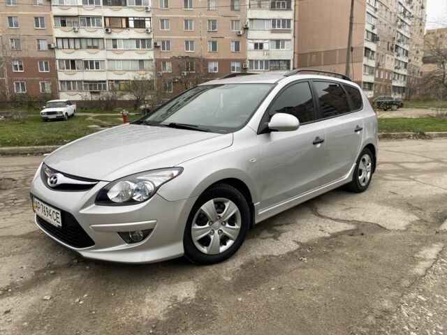 Серый Хендай i30, объемом двигателя 1.6 л и пробегом 87 тыс. км за 8200 $, фото 15 на Automoto.ua