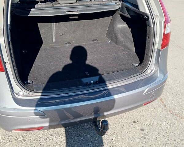 Сірий Хендай i30, об'ємом двигуна 1.4 л та пробігом 167 тис. км за 7400 $, фото 17 на Automoto.ua