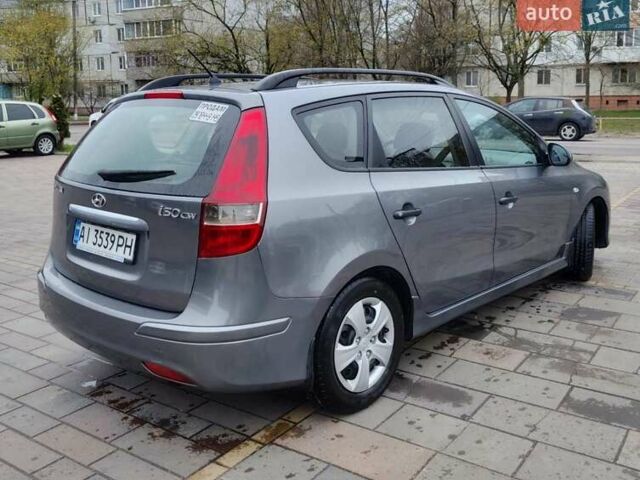 Сірий Хендай i30, об'ємом двигуна 1.58 л та пробігом 320 тис. км за 5800 $, фото 5 на Automoto.ua