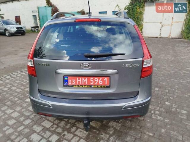 Сірий Хендай i30, об'ємом двигуна 1.4 л та пробігом 166 тис. км за 6350 $, фото 4 на Automoto.ua