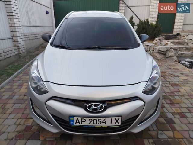 Серый Хендай i30, объемом двигателя 1.4 л и пробегом 203 тыс. км за 7777 $, фото 2 на Automoto.ua