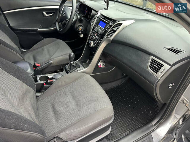 Серый Хендай i30, объемом двигателя 1.59 л и пробегом 161 тыс. км за 7999 $, фото 48 на Automoto.ua