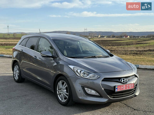 Серый Хендай i30, объемом двигателя 1.6 л и пробегом 168 тыс. км за 10500 $, фото 5 на Automoto.ua