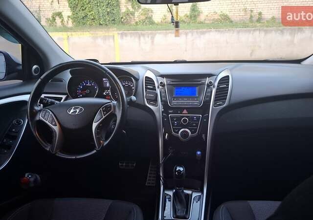 Серый Хендай i30, объемом двигателя 1.6 л и пробегом 147 тыс. км за 11500 $, фото 31 на Automoto.ua