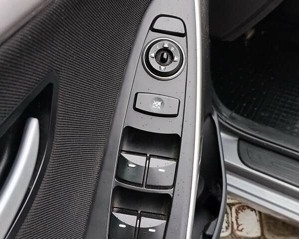 Хендай i30 2013 в Киеве на Automoto.ua Серый Хендай i30, объемом двигателя 1.58 л и пробегом 231 тыс. км за 11500 $, фото 13 на Automoto.ua