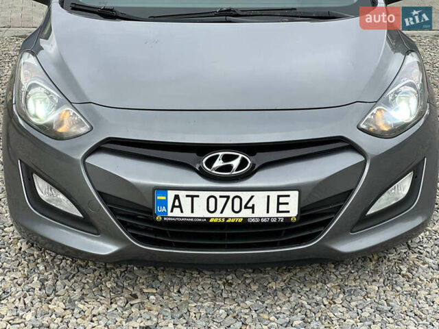 Серый Хендай i30, объемом двигателя 1.59 л и пробегом 161 тыс. км за 7999 $, фото 9 на Automoto.ua