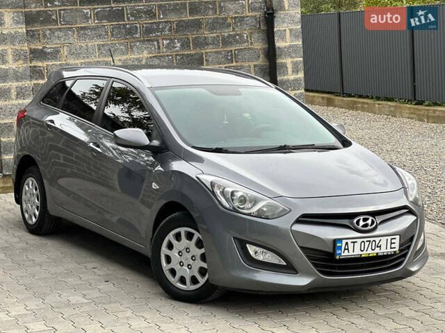 Серый Хендай i30, объемом двигателя 1.59 л и пробегом 161 тыс. км за 7999 $, фото 1 на Automoto.ua