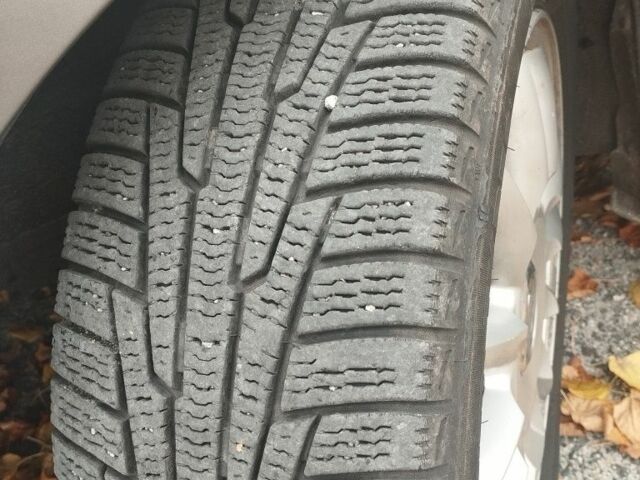 Серый Хендай i30, объемом двигателя 1.4 л и пробегом 350 тыс. км за 5700 $, фото 8 на Automoto.ua