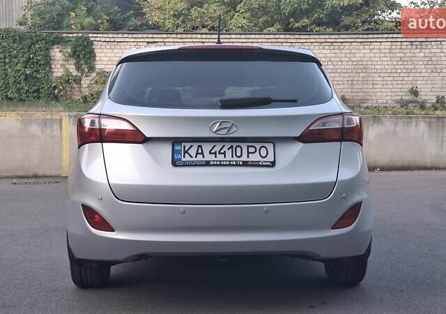Серый Хендай i30, объемом двигателя 1.6 л и пробегом 147 тыс. км за 11500 $, фото 21 на Automoto.ua