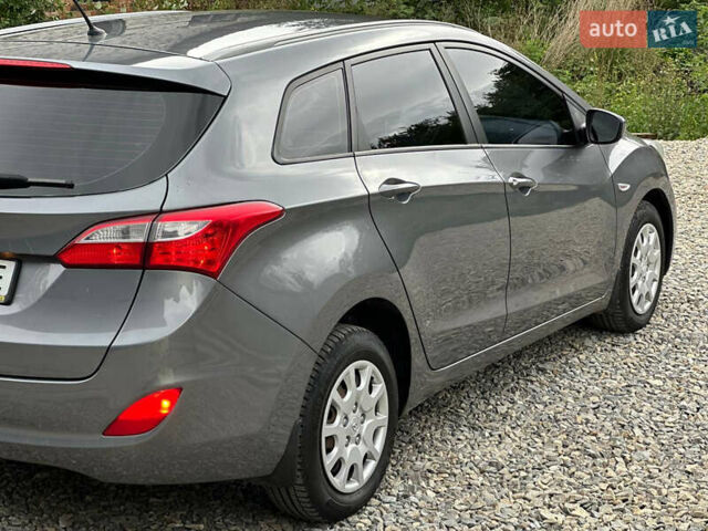 Серый Хендай i30, объемом двигателя 1.59 л и пробегом 161 тыс. км за 7999 $, фото 15 на Automoto.ua