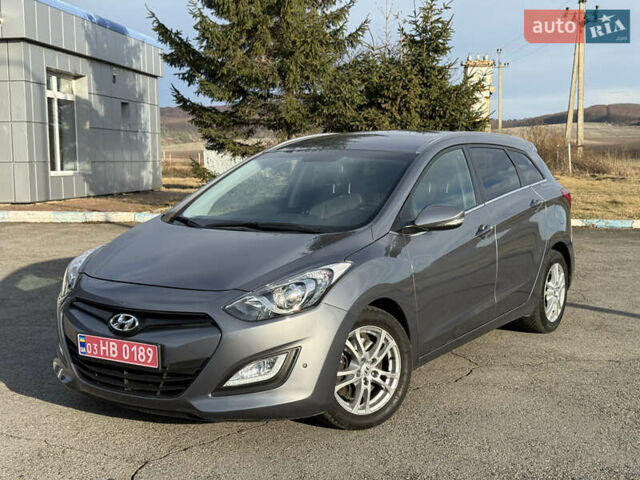 Серый Хендай i30, объемом двигателя 1.6 л и пробегом 168 тыс. км за 10500 $, фото 2 на Automoto.ua