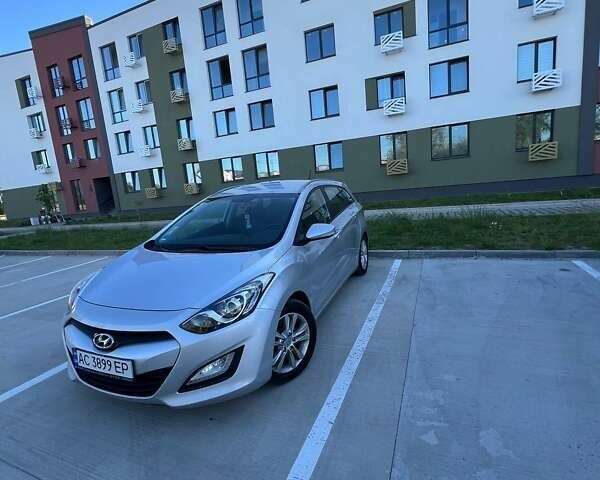Сірий Хендай i30, об'ємом двигуна 1.58 л та пробігом 190 тис. км за 8999 $, фото 6 на Automoto.ua