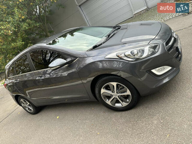 Сірий Хендай i30, об'ємом двигуна 1.58 л та пробігом 150 тис. км за 9800 $, фото 37 на Automoto.ua