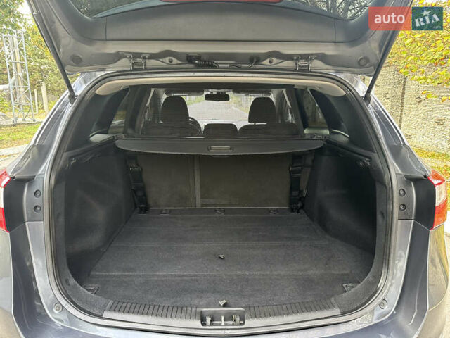 Сірий Хендай i30, об'ємом двигуна 1.58 л та пробігом 150 тис. км за 9800 $, фото 57 на Automoto.ua