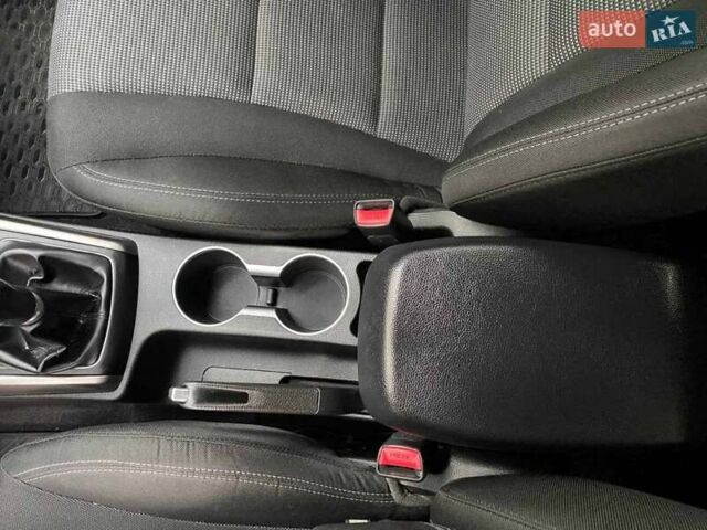 Хендай i30 2017 в Николаеве на Automoto.ua Серый Хендай i30, объемом двигателя 1.58 л и пробегом 228 тыс. км за 9999 $, фото 7 на Automoto.ua