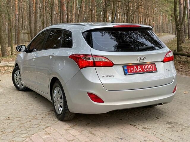 Серый Хендай i30, объемом двигателя 1.6 л и пробегом 220 тыс. км за 9999 $, фото 11 на Automoto.ua