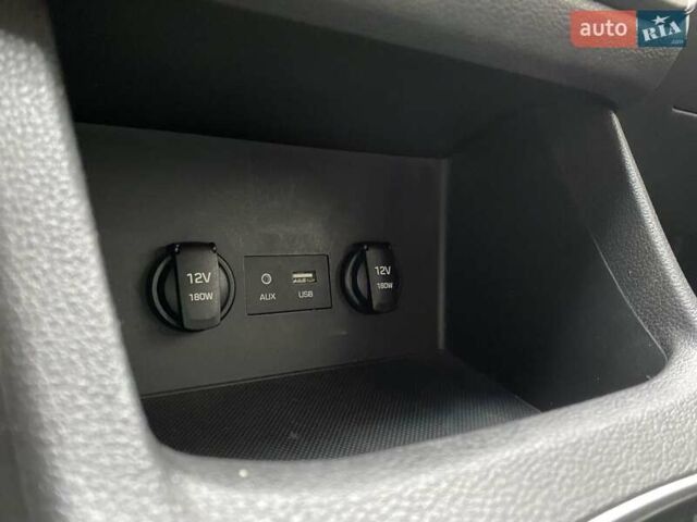 Серый Хендай i30, объемом двигателя 1.58 л и пробегом 194 тыс. км за 14000 $, фото 18 на Automoto.ua