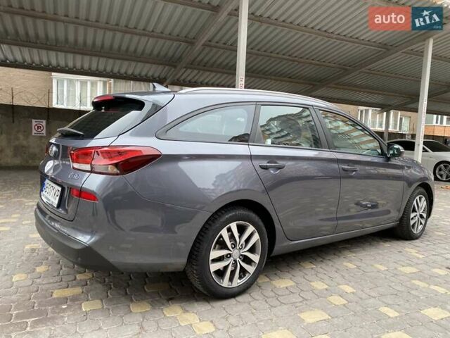 Серый Хендай i30, объемом двигателя 1.58 л и пробегом 194 тыс. км за 14000 $, фото 15 на Automoto.ua