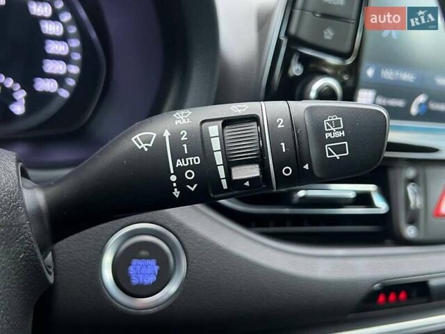 Серый Хендай i30, объемом двигателя 1.5 л и пробегом 55 тыс. км за 18690 $, фото 20 на Automoto.ua