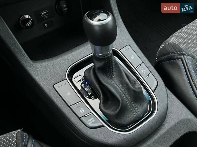 Серый Хендай i30, объемом двигателя 1.5 л и пробегом 55 тыс. км за 18490 $, фото 26 на Automoto.ua