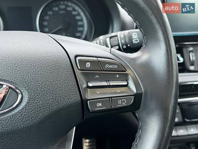 Серый Хендай i30, объемом двигателя 1.5 л и пробегом 55 тыс. км за 18690 $, фото 19 на Automoto.ua