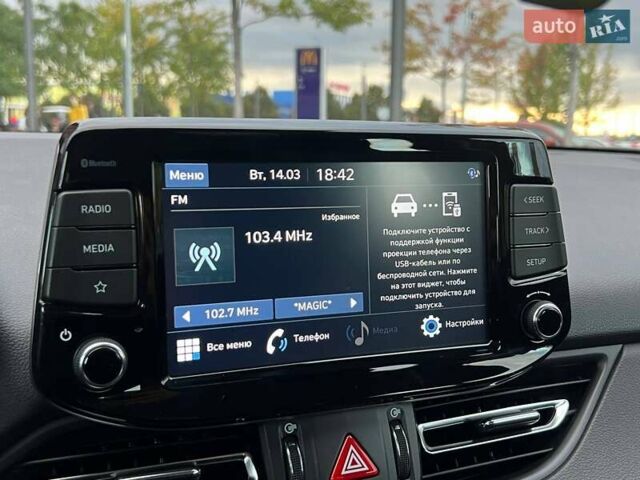 Сірий Хендай i30, об'ємом двигуна 1.5 л та пробігом 55 тис. км за 17490 $, фото 23 на Automoto.ua