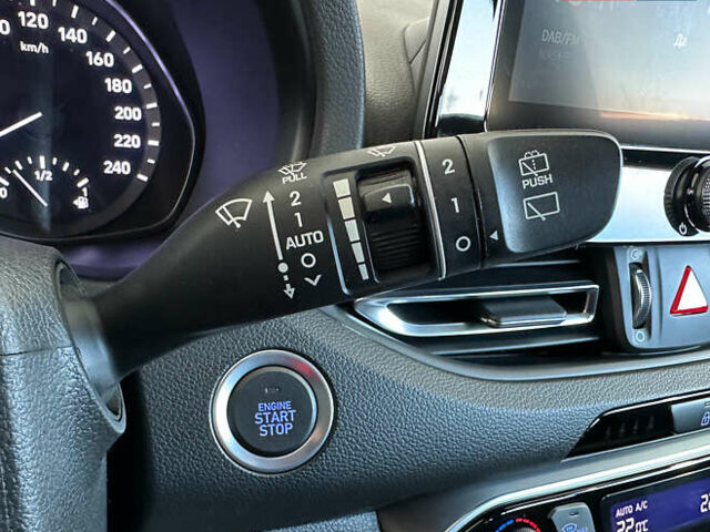 Сірий Хендай i30, об'ємом двигуна 1.5 л та пробігом 173 тис. км за 16650 $, фото 12 на Automoto.ua