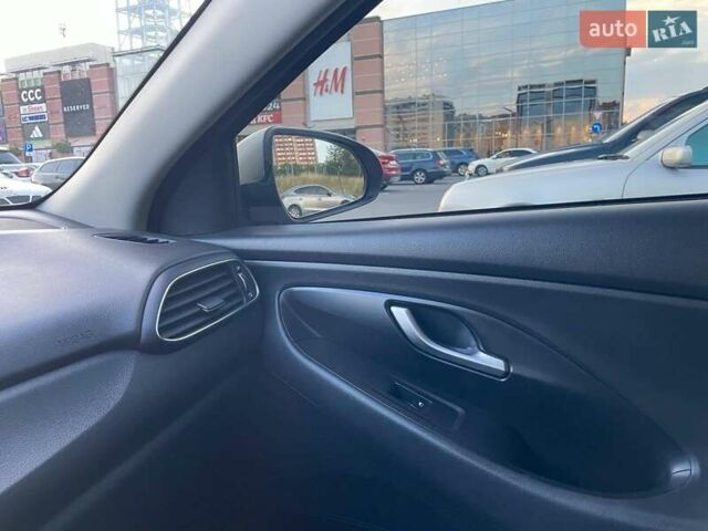 Серый Хендай i30, объемом двигателя 1.5 л и пробегом 83 тыс. км за 16500 $, фото 12 на Automoto.ua