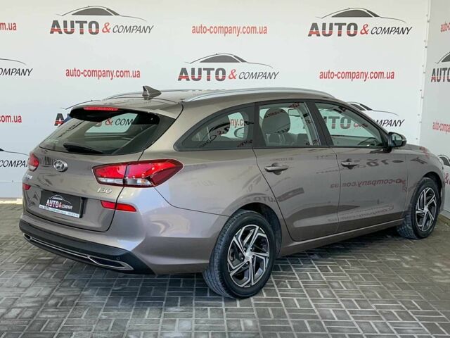 Серый Хендай i30, объемом двигателя 1.6 л и пробегом 173 тыс. км за 16650 $, фото 2 на Automoto.ua