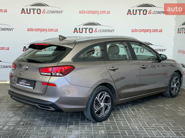 Сірий Хендай i30, об'ємом двигуна 1.5 л та пробігом 173 тис. км за 16650 $, фото 2 на Automoto.ua