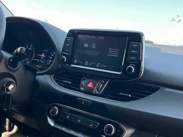 Серый Хендай i30, объемом двигателя 1.5 л и пробегом 188 тыс. км за 11590 $, фото 13 на Automoto.ua