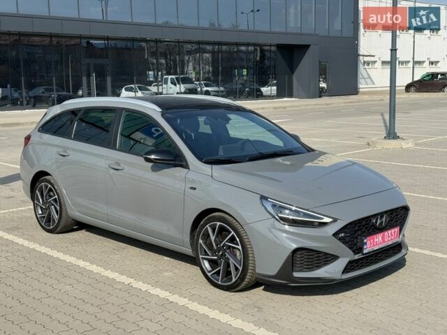 Серый Хендай i30, объемом двигателя 1.5 л и пробегом 33 тыс. км за 18999 $, фото 5 на Automoto.ua