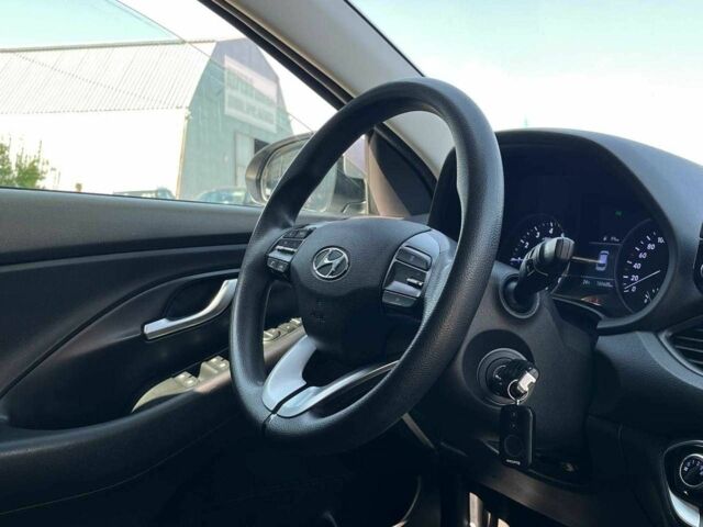 Серый Хендай i30, объемом двигателя 1.5 л и пробегом 188 тыс. км за 11590 $, фото 14 на Automoto.ua