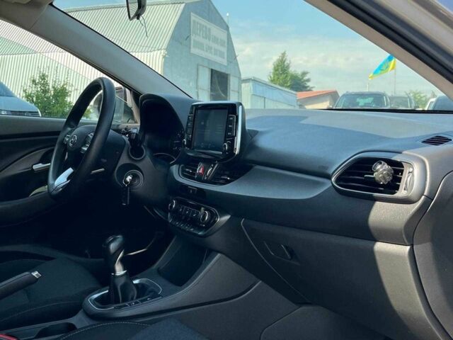 Серый Хендай i30, объемом двигателя 1.5 л и пробегом 188 тыс. км за 11590 $, фото 19 на Automoto.ua