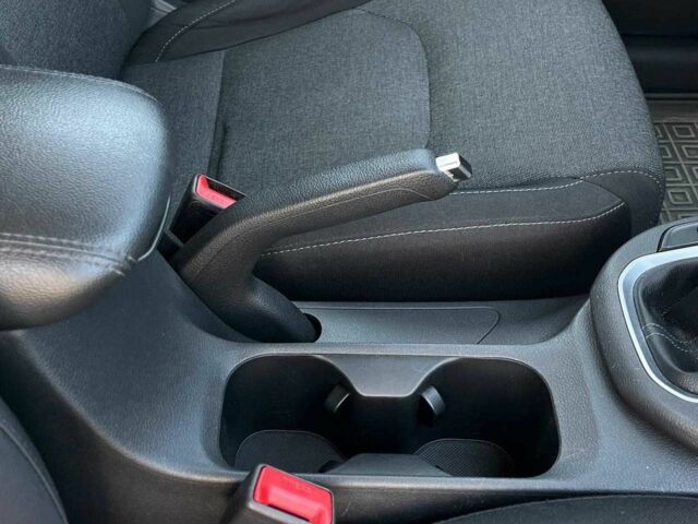 Серый Хендай i30, объемом двигателя 1.5 л и пробегом 188 тыс. км за 11590 $, фото 16 на Automoto.ua