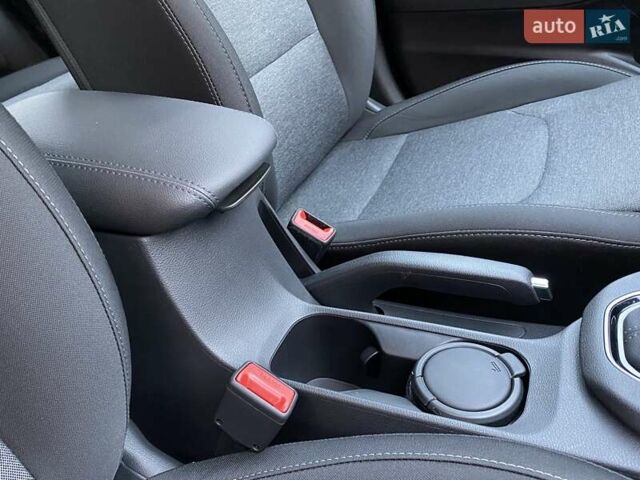 Серый Хендай i30, объемом двигателя 1.5 л и пробегом 3 тыс. км за 19999 $, фото 33 на Automoto.ua